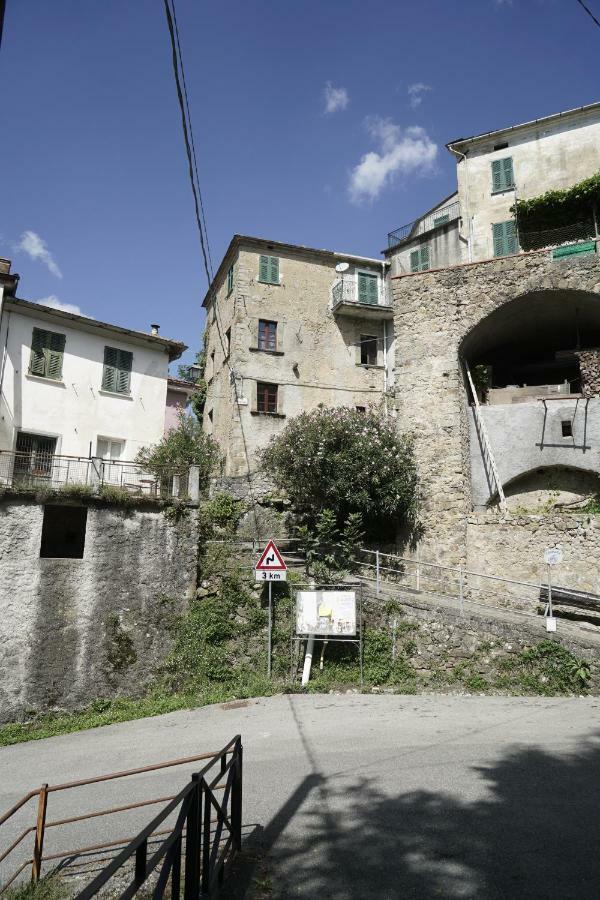 Ferienwohnung Casa Rio Sesta Godano Exterior foto